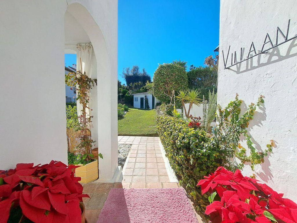 Semi Detached 3 bed Townhouse Bel Air Estepona