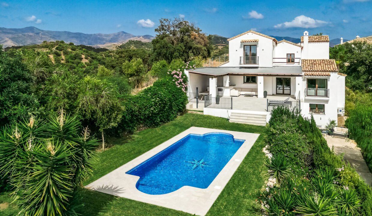 LS50040_Estepona_Malaga_Detached-Villa_24