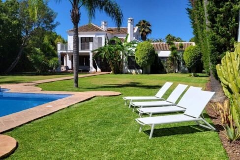 Exclusive Villa by the Sea in Guadalmina Baja