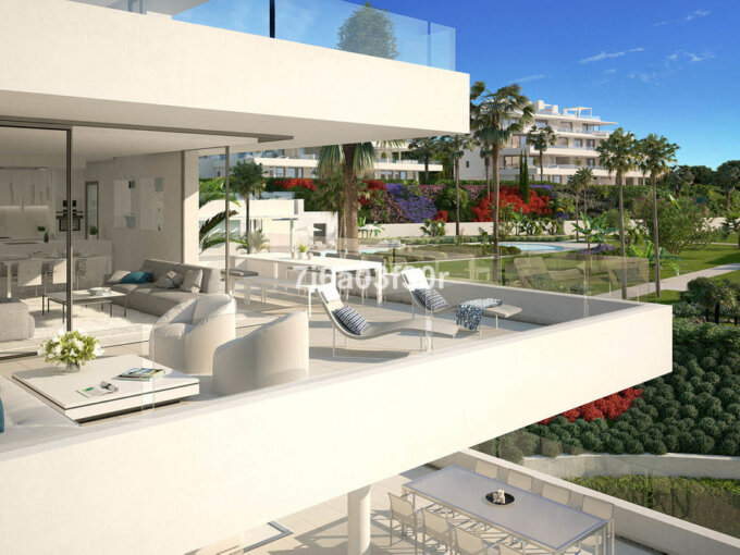 4 Bedroom Apartment for Sale in Atalaya, Estepona