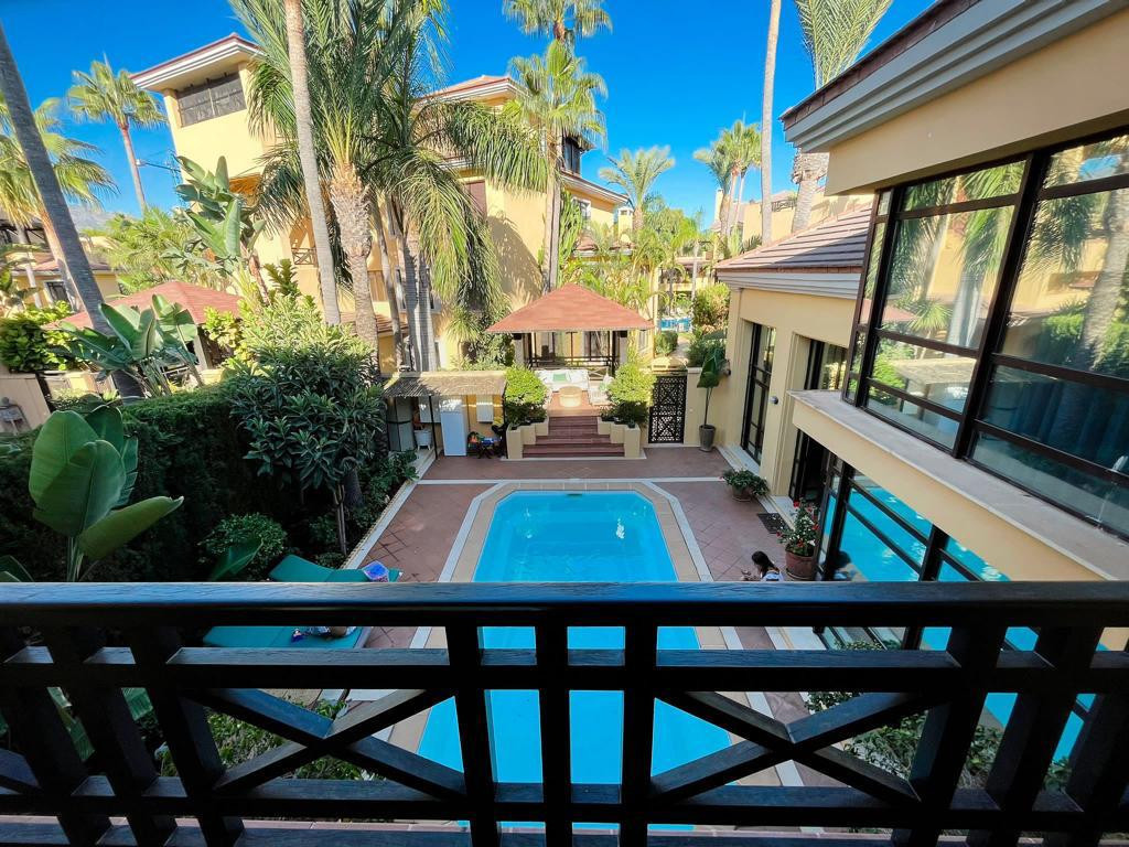 Furnished 3 Bedroom Private Villa for Rent in Puerto Banús, Marbella