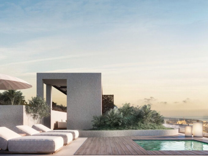 4 Bedroom Private Villa with Terrace for Sale in Marbella