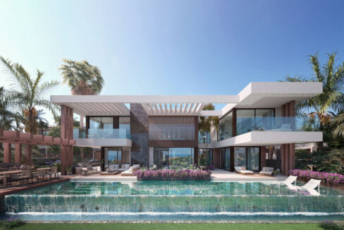 5 Bedroom Private Villa with Terrace for Sale in Nueva Andalucía, Marbella