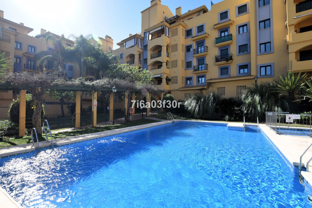 3 Bedroom Apartment for Rent in San Pedro Alcántara