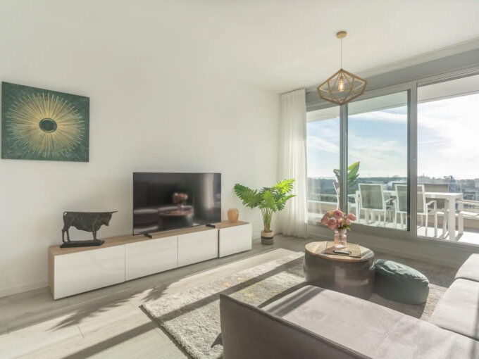 Furnished 3 Bedroom Apartment for Rent in Cancelada, Estepona