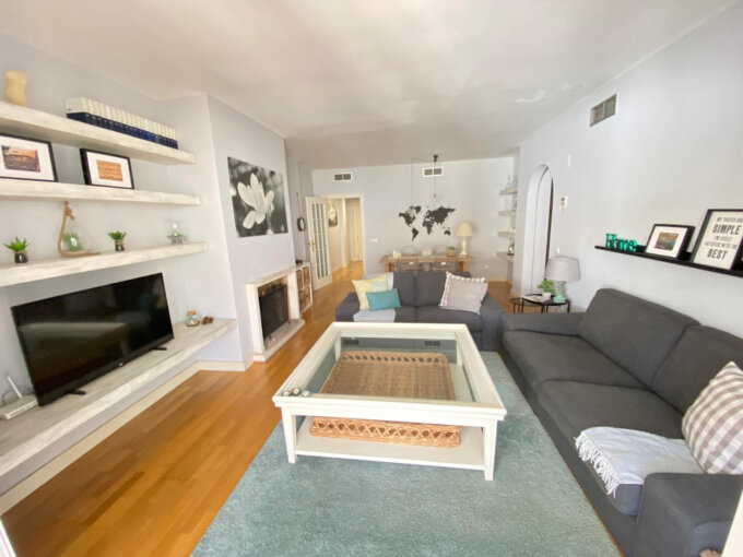 Furnished 2 Bedroom Apartment for Rent in Nagüeles, Marbella