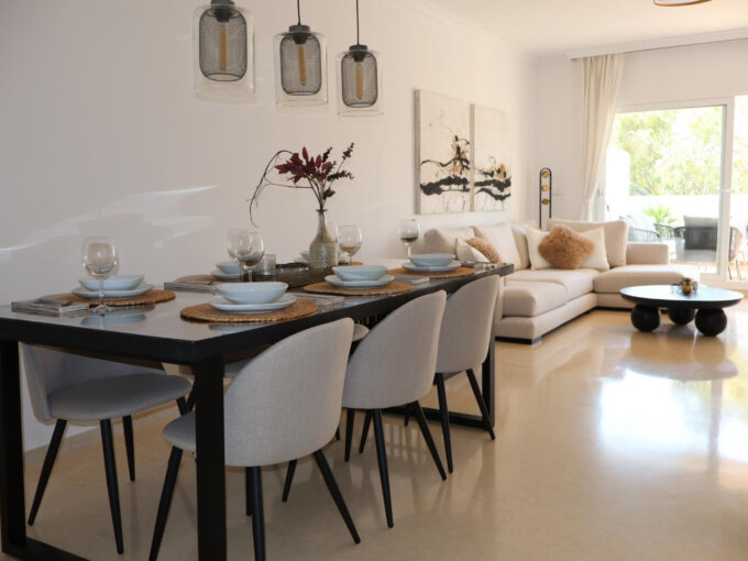 2 Bedroom Apartment for Rent in Elviria, Marbella
