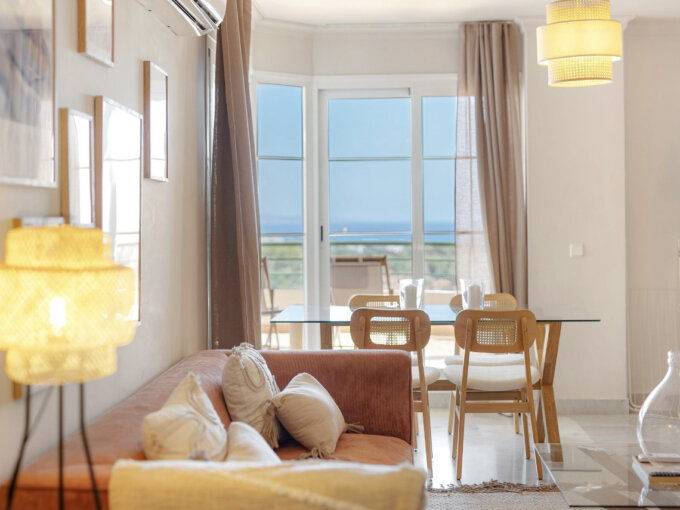 2 Bedroom Apartment for Rent in Nueva Andalucía, Marbella