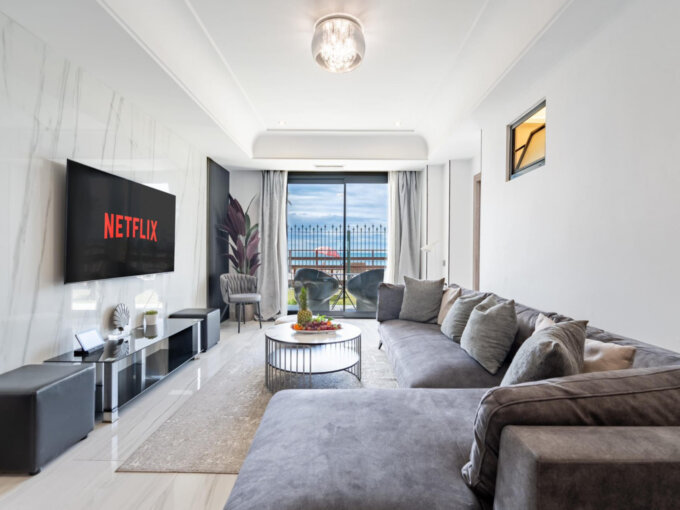 Furnished 3 Bedroom Apartment for Rent in Puerto Banús, Marbella