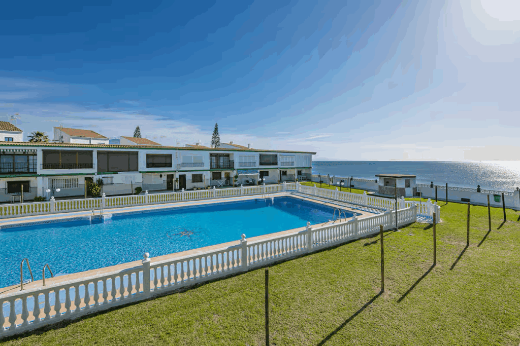 Furnished 1 Bedroom Apartment for Rent in Manilva