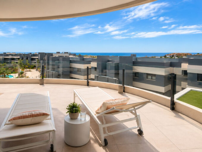 Furnished 3 Bedroom Apartment with Terrace for Rent in Selwo, Nueva Milla de Oro, Estepona