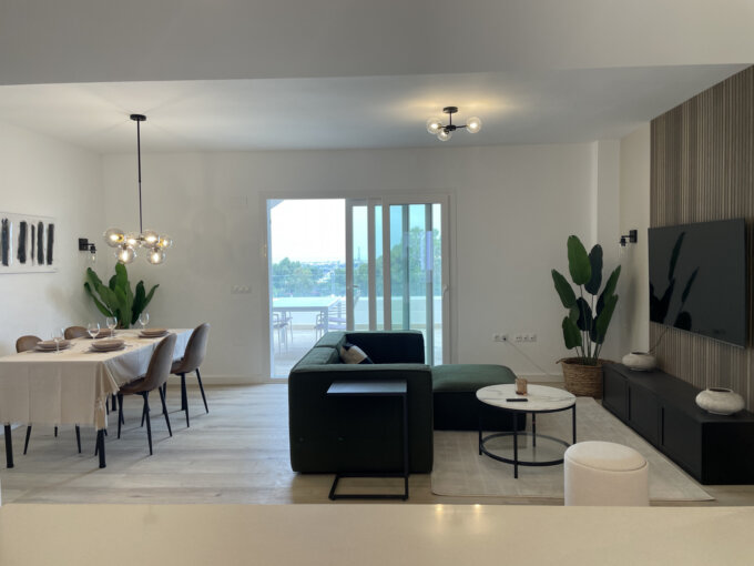 Furnished 2 Bedroom Apartment for Rent in Nueva Andalucía, Marbella