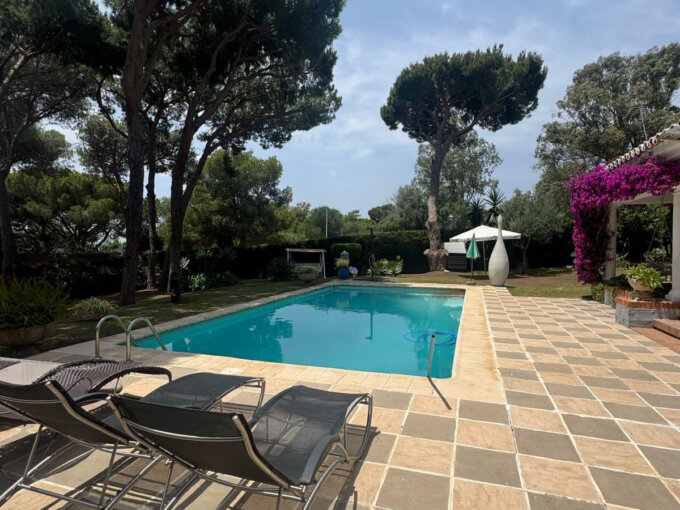 Furnished 4 Bedroom Private Villa for Rent in Las Chapas, Marbella