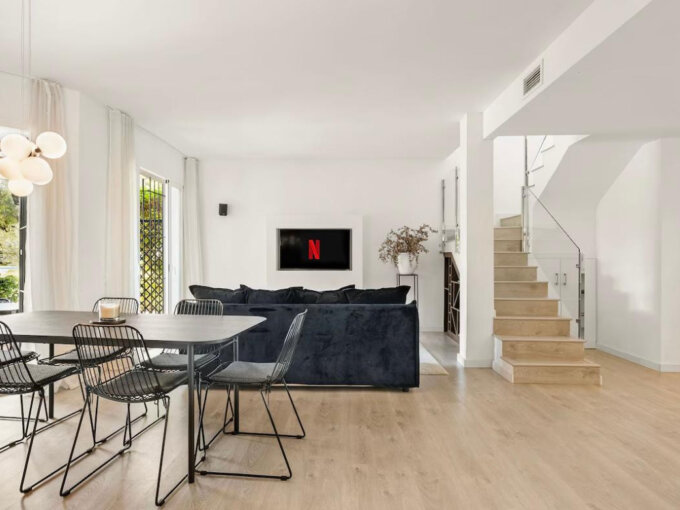 Furnished 3 Bedroom Private Villa for Rent in Nueva Andalucía, Marbella