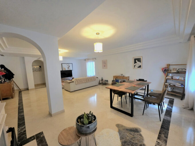 Furnished 2 Bedroom Apartment for Rent in Milla de Oro, Marbella
