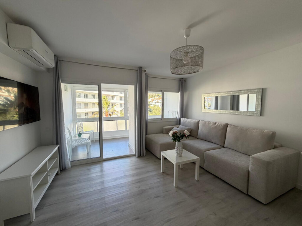 1 Bedroom Apartment for Rent in Nueva Andalucía, Marbella
