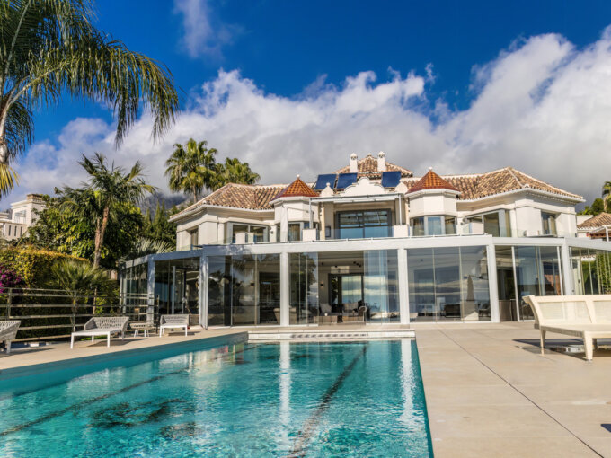Furnished 7 Bedroom Private Villa for Rent in Sierra Blanca, Marbella