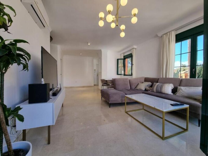Furnished 3 Bedroom Apartment for Rent in Estepona