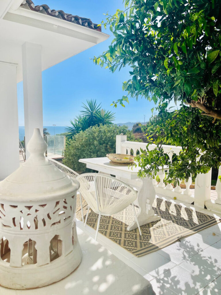 4 Bedroom Private Villa for Rent in Las Lagunas de Mijas