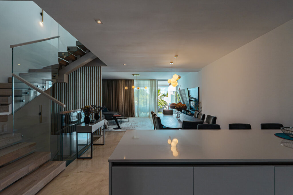 Furnished 4 Bedroom Private Villa for Rent in Río Real, Marbella
