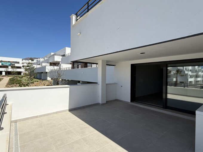 2 Bedroom Apartment for Rent in Estepona