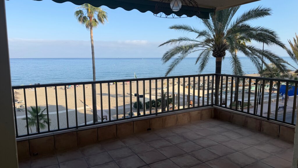 3 Bedroom Apartment with Terrace for Rent in Los Boliches, Fuengirola