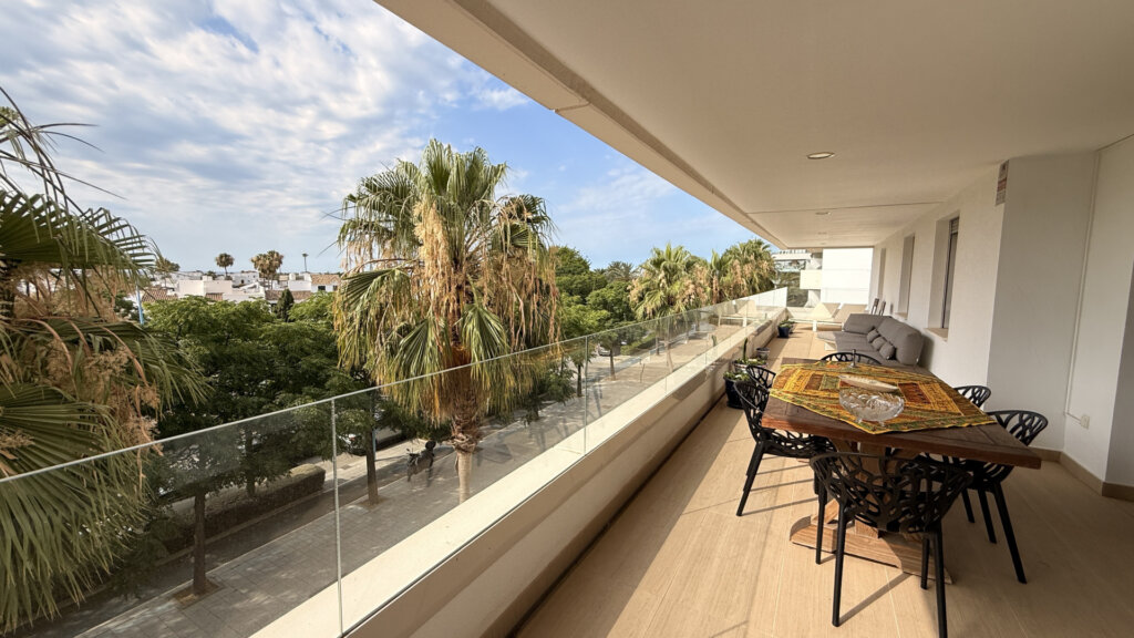 Furnished 3 Bedroom Apartment for Rent in San Pedro de Alcántara