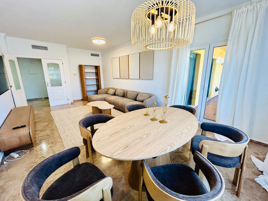 Furnished 3 Bedroom Apartment with Terrace for Rent in San Pedro de Alcántara