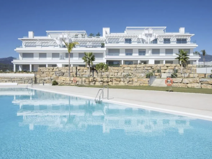2 Bedroom Private Villa for Rent in Cancelada, Estepona