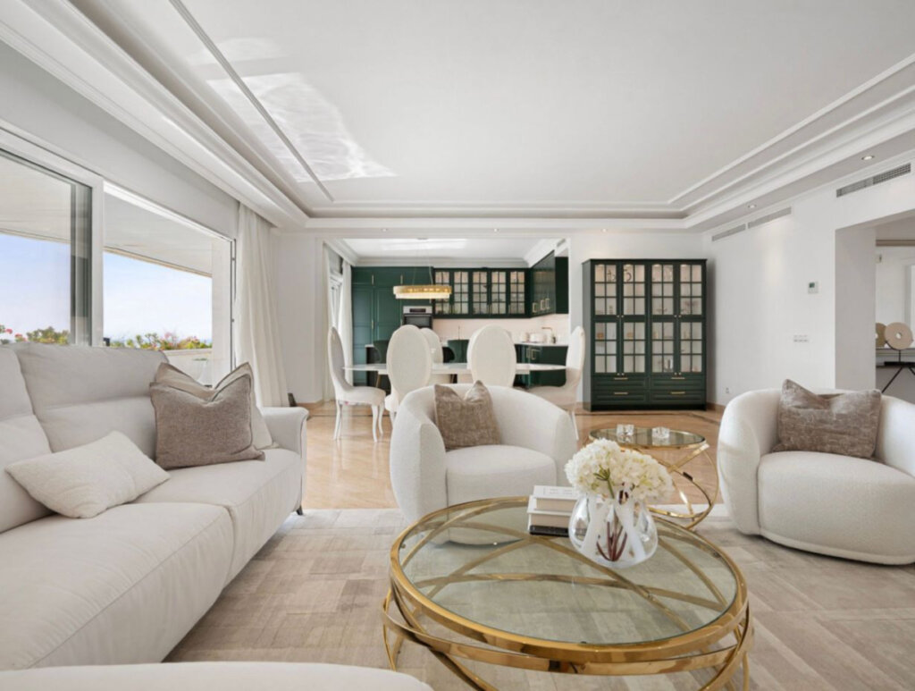 3 Bedroom Apartment for Rent in El Embrujo de Banús, Puerto Banús, Marbella