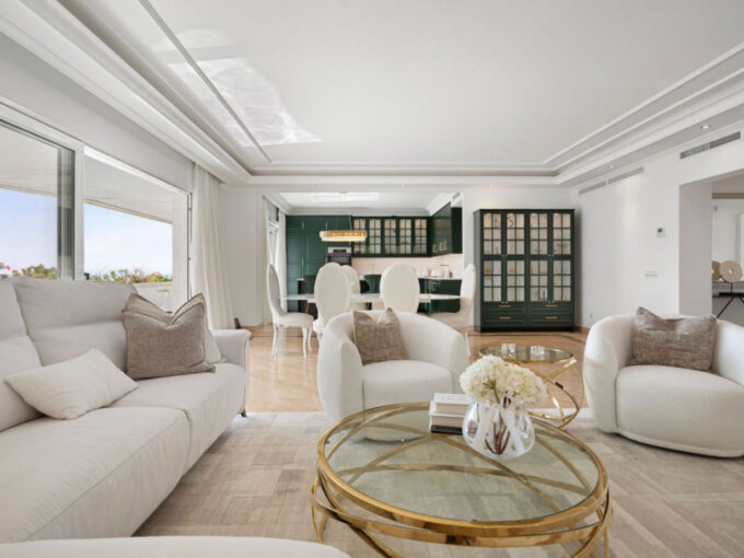 3 Bedroom Apartment for Rent in El Embrujo de Banús, Puerto Banús, Marbella
