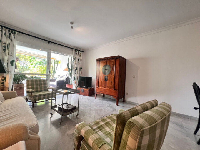 Furnished 3 Bedroom Apartment with Terrace for Rent in Guadalmina Baja, San Pedro Alcántara