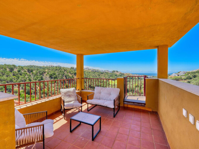 Furnished 2 Bedroom Apartment with Terrace for Rent in Reserva de Marbella, Las Chapas, Marbella