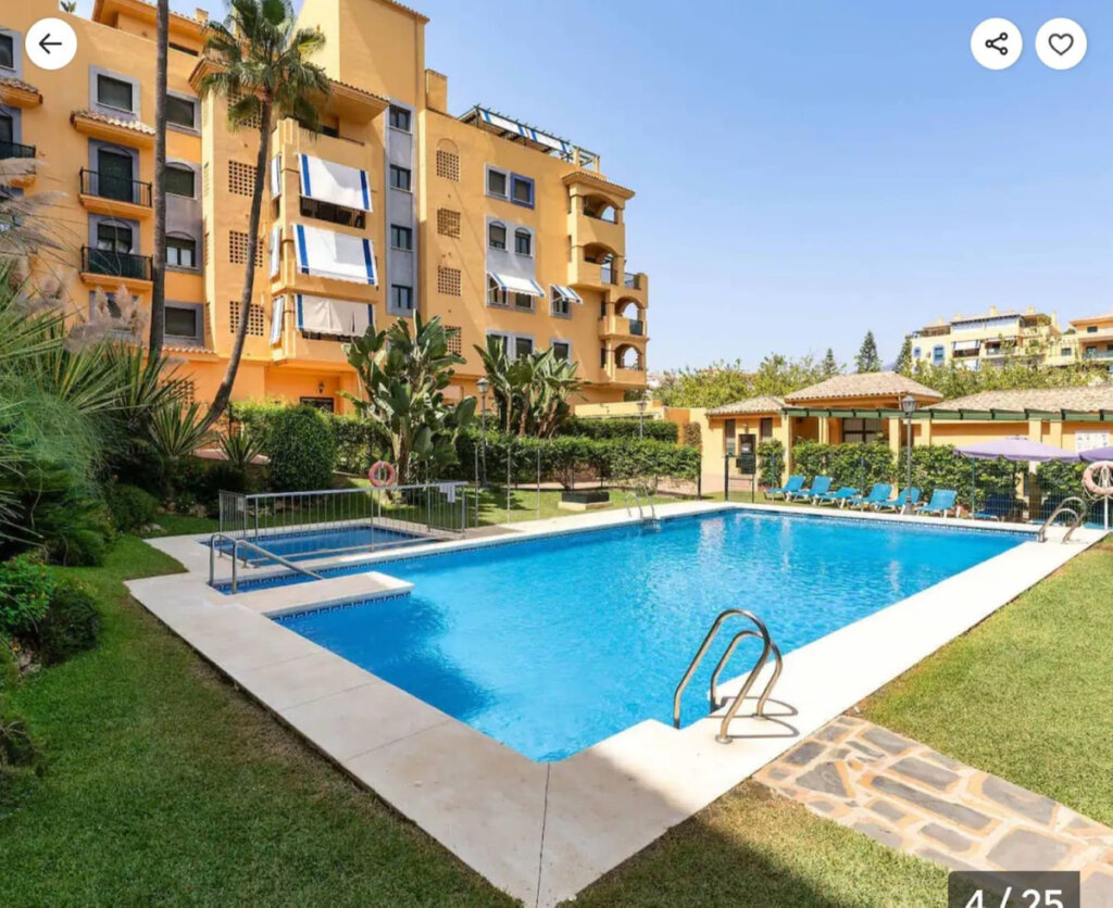 Furnished 2 Bedroom Apartment with Terrace for Rent in San Pedro de Alcántara
