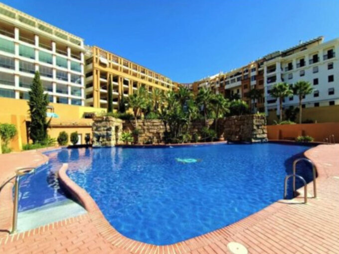 Furnished 2 Bedroom Apartment with Terrace for Rent in San Pedro de Alcántara