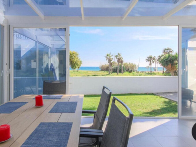 Furnished 3 Bedroom Private Villa for Rent in Costalita, Cancelada, Estepona