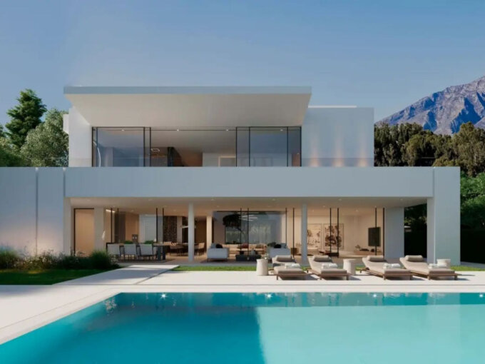 5 Bedroom Private Villa for Sale in Milla de Oro, Marbella