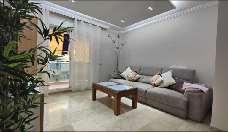 2 Bedroom Apartment for Sale in Estepona
