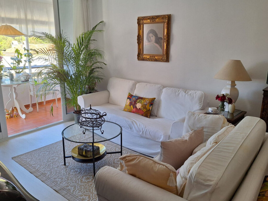 3 Bedroom Apartment for Sale in Marbella