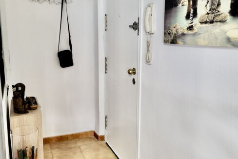 3 Bedroom Apartment with Terrace for Sale in Marbella