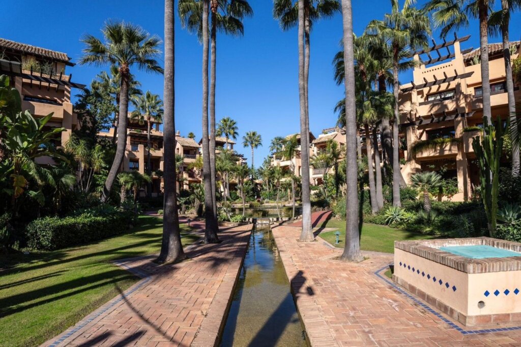 Renovated 3-Bedroom Ground-Floor Apartment for Rent in San Pedro, Marbella · photo 2