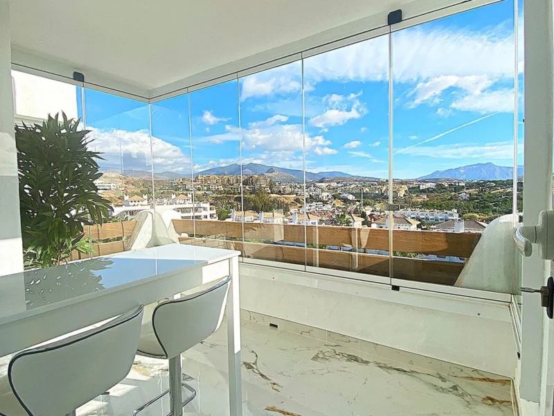 2 Bedroom Apartment with Terrace for Sale in Estepona