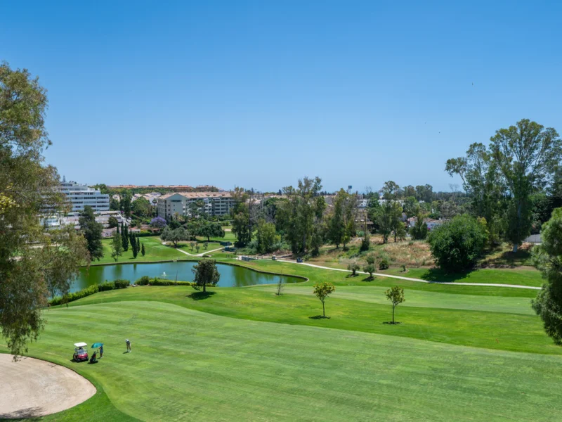 4 Bedroom Apartment for Sale in Guadalmina Alta, San Pedro de Alcántara