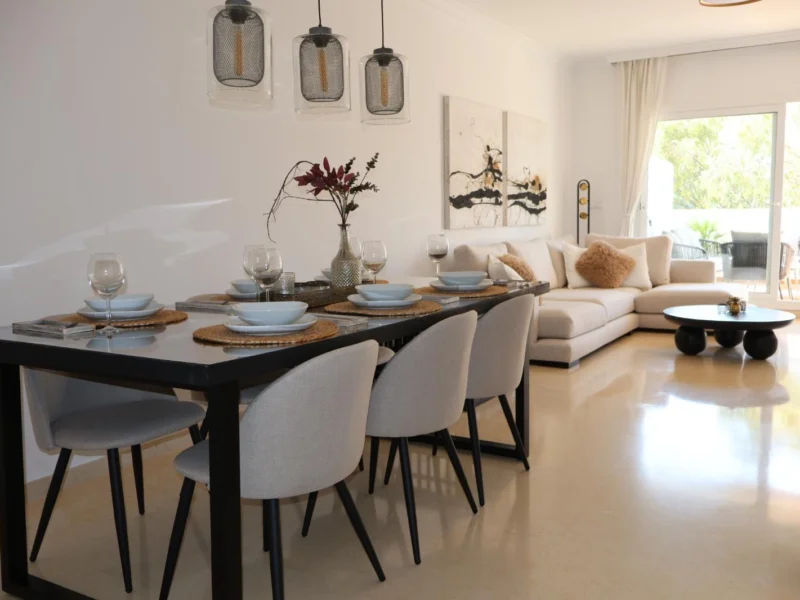 2 Bedroom Apartment for Rent in Elviria, Marbella