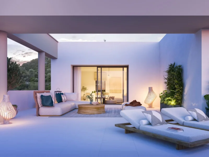 2 Bedroom Apartment for Sale in Estepona