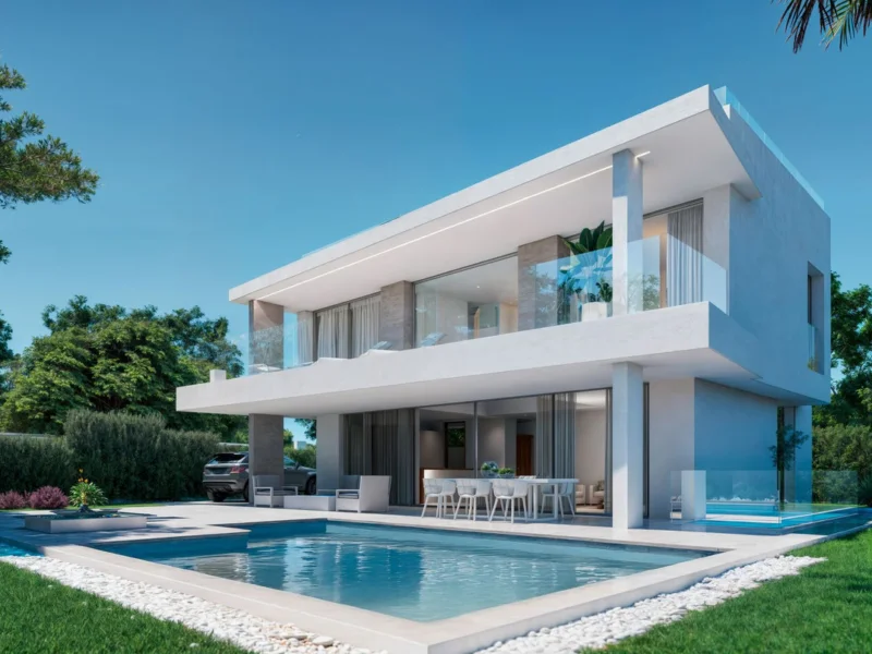 5 Bedroom Private Villa with Terrace for Sale in Estepona
