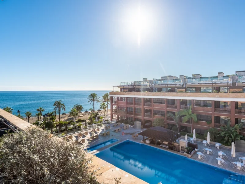 2 Bedroom Apartment for Sale in Guadalpín Banús, Puerto Banús, Marbella