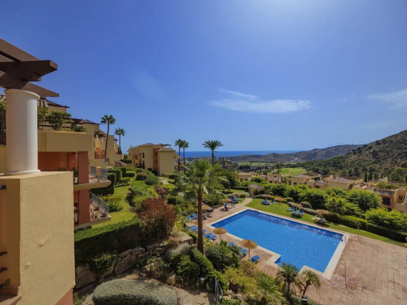 3 Bedroom Apartment for Sale in Los Arqueros, Benahavís