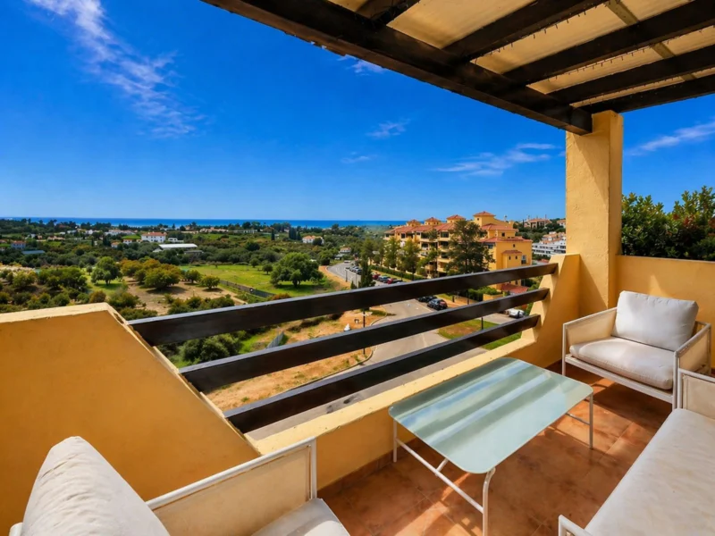 2 Bedroom Apartment with Terrace for Sale in Selwo, Nueva Milla de Oro, Estepona