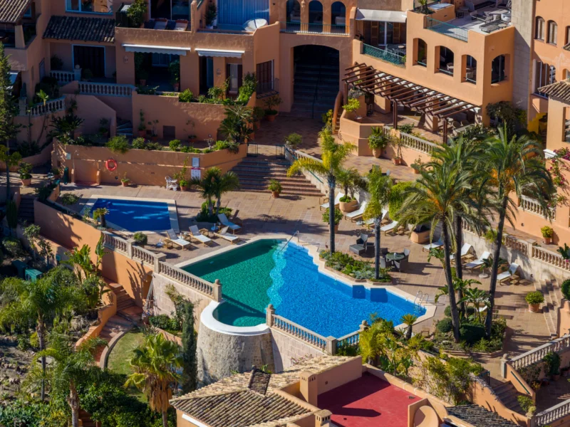4 Bedroom Apartment for Sale in Marbella
